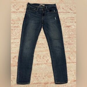 Levi’s 711 Skinny Jean 28 EUC